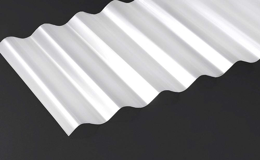 Profiled polycarbonate sheet UV